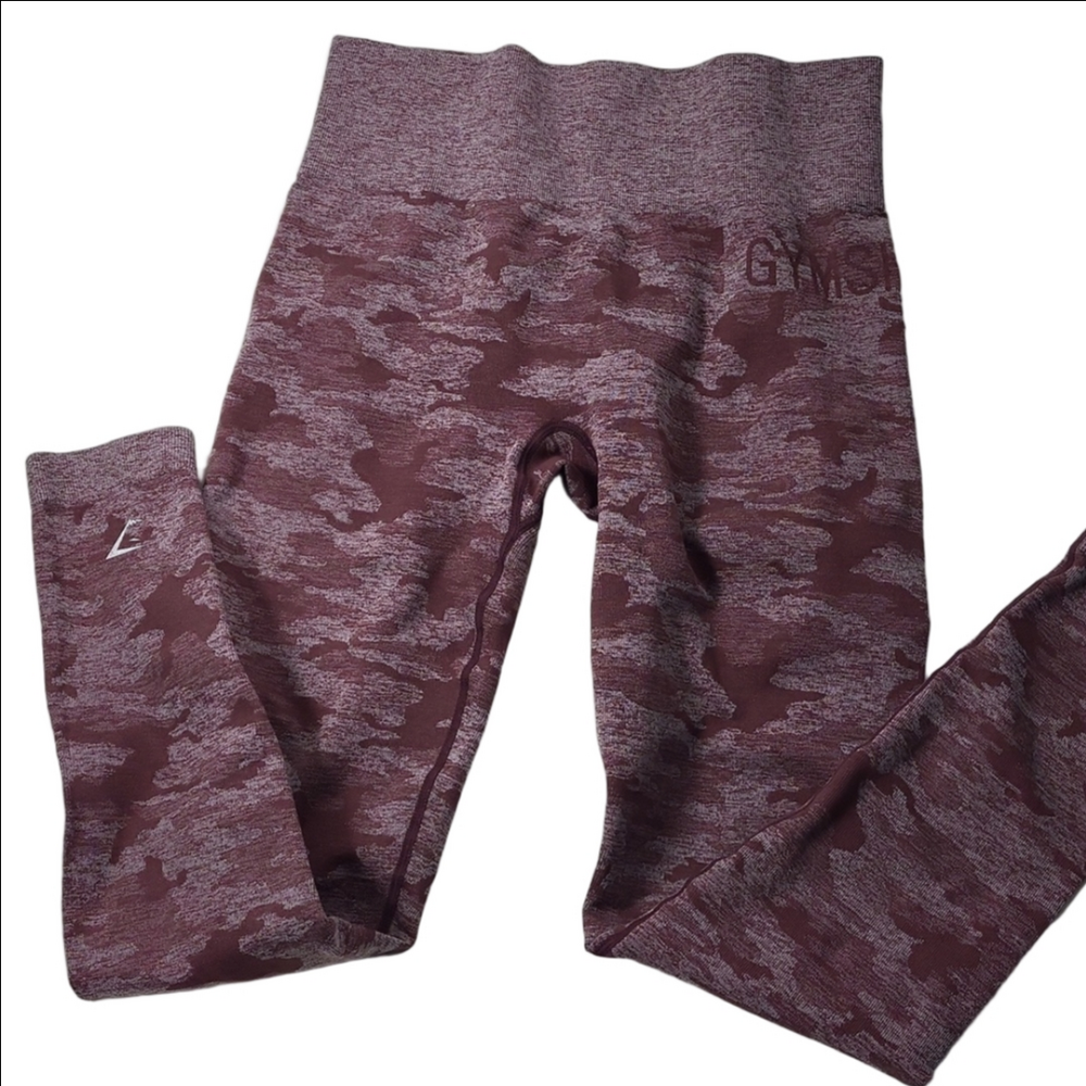 Gym shark camo seamless